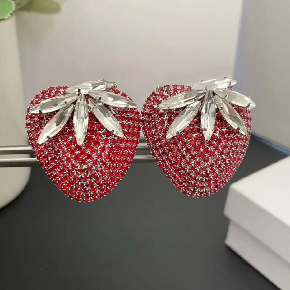 

Earrings Light Luxury Personality Red Strawberry Earclips For Clothes Things Women Accessories Para Mujer Broches Ropa Mujer