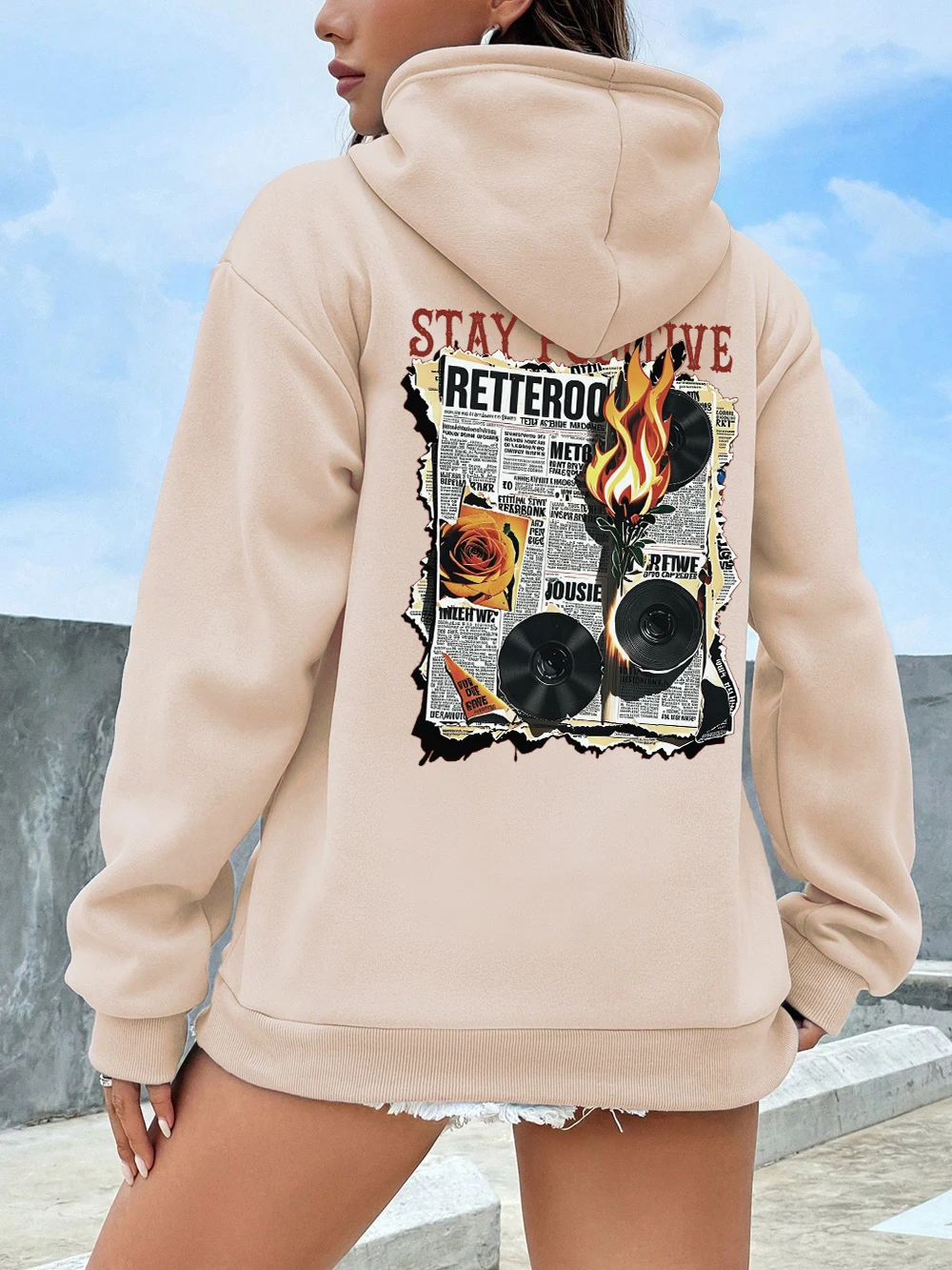 Poster With Flame Flowers Printing Hoodies Women Street Loose Pullovers Basics Sporty Sweatshirts Winter Fleece Warm Clothes