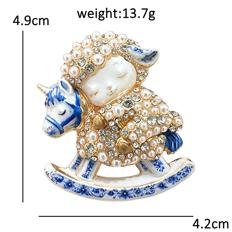 Wuli&baby Niedliche Schaukelpferd-Schaf-Broschen für Damen, Blau-Weißes Porzellan, Perlen-Lamm-Tier-Party-Brosche, Neujahrsgeschenke – Detail 2