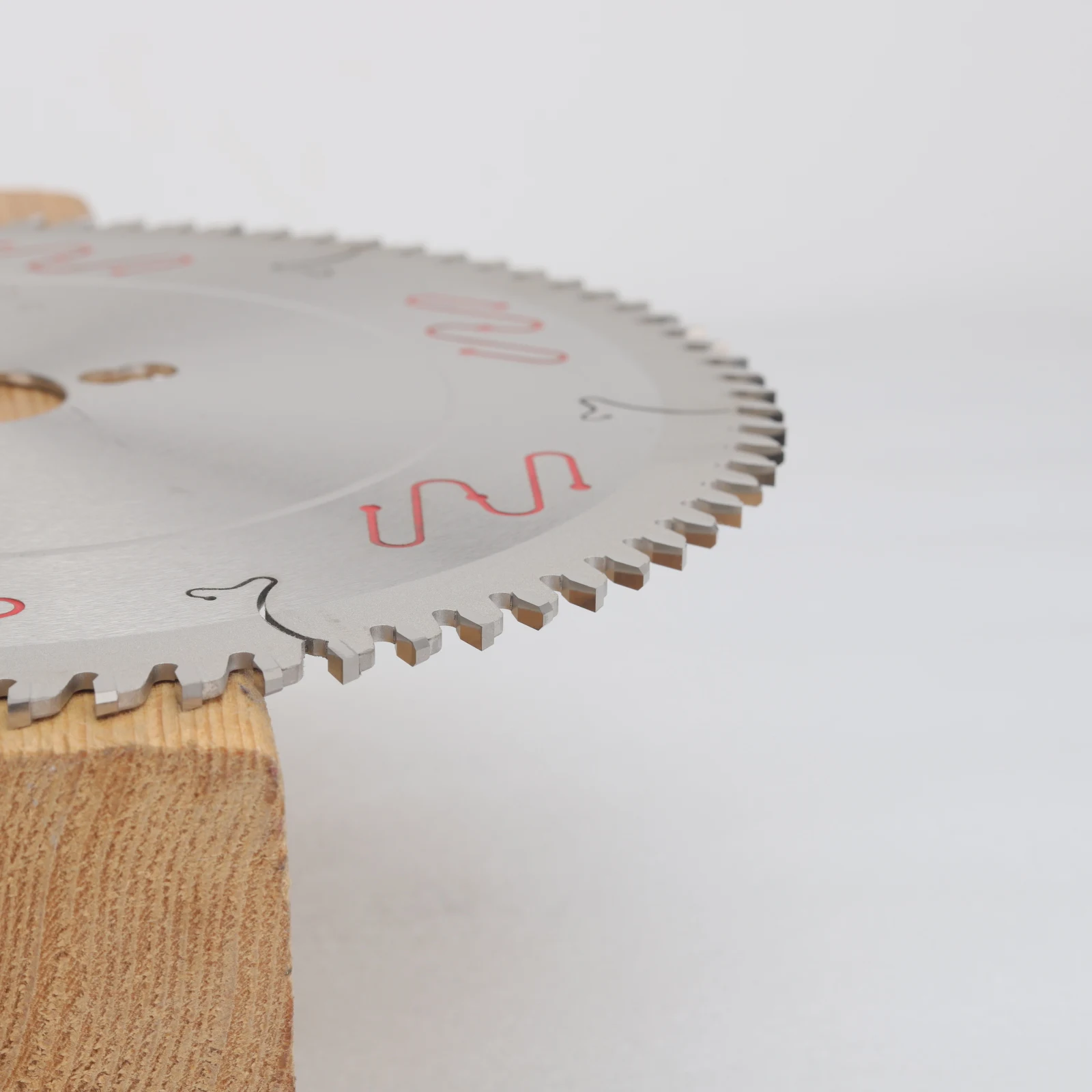 LIVTER woodworking saw blade Italian design style ultra-thin alloy saw blade for woodworking