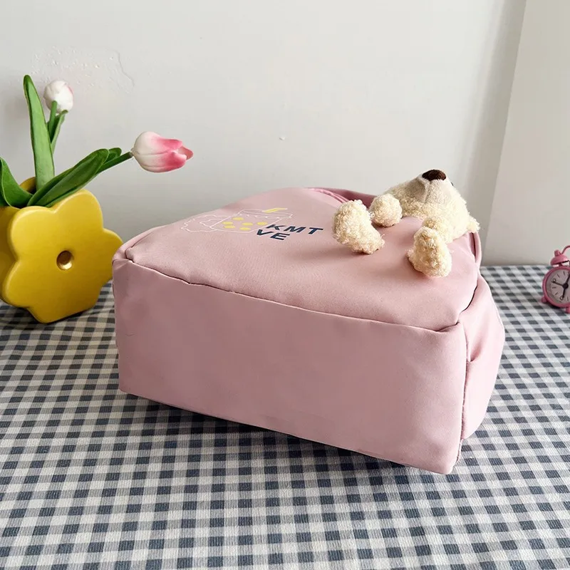 Рисунок 4 - Школьный ранец для девочек