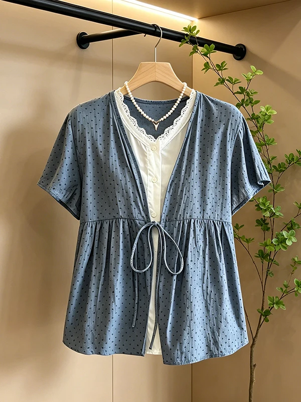 

Large Size Korean Style Floral Lace Shirt Women's Short Sleeve V-Neck Design Summer New Arrival Casual Fashion Top