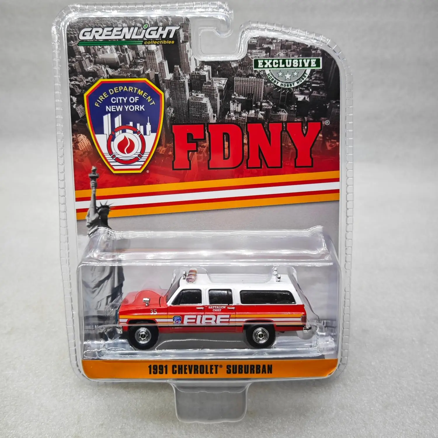 Greenlight 1:64 1991 Chevrolet Suburban Alloy simulação micro modelo de carro coleção decoração carro brinquedo presente