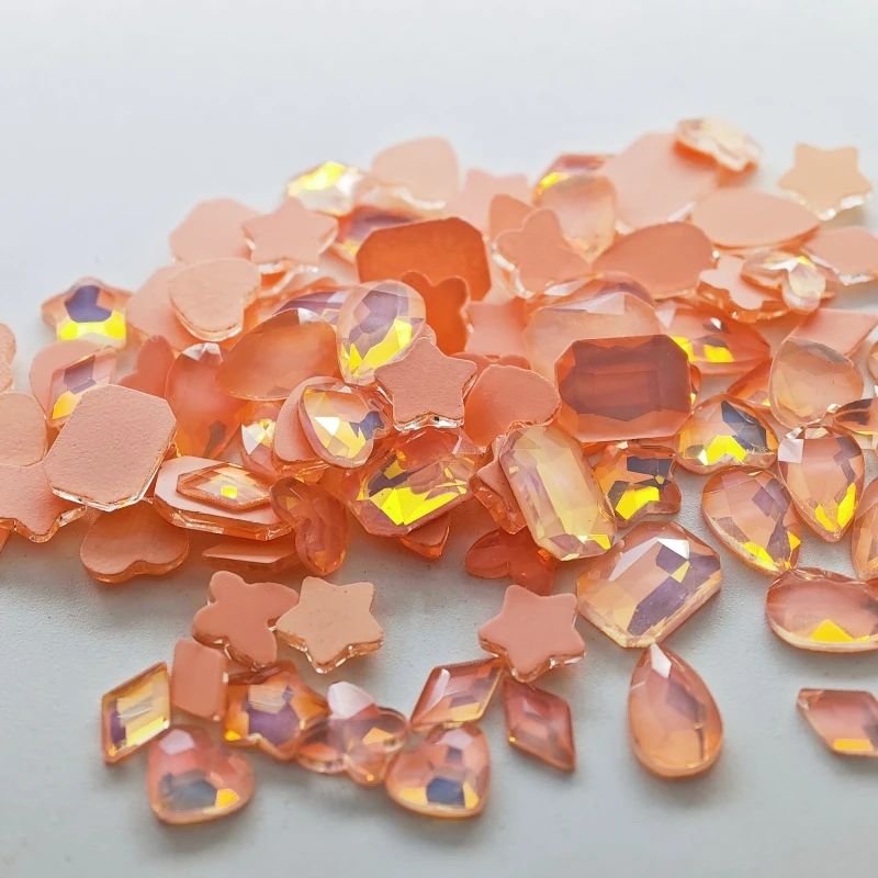 Opal Mokka Pfirsich gemischt geformte Boutique flachen Boden Nail Art Strass selbst klebende glänzende Glas Kristall 3D Nagel dekoration