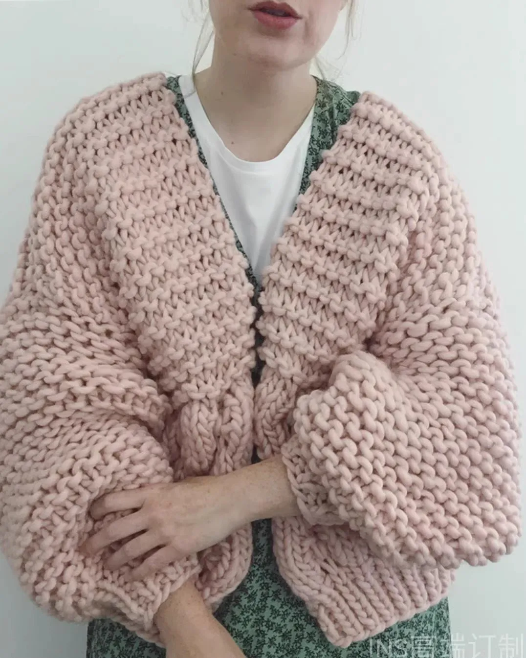 2024 Spring Fashion New Loose Ceylon Thick Needle Pure Handmade Bubble Sweater Small Cardigan Knitted Coat Women\'s