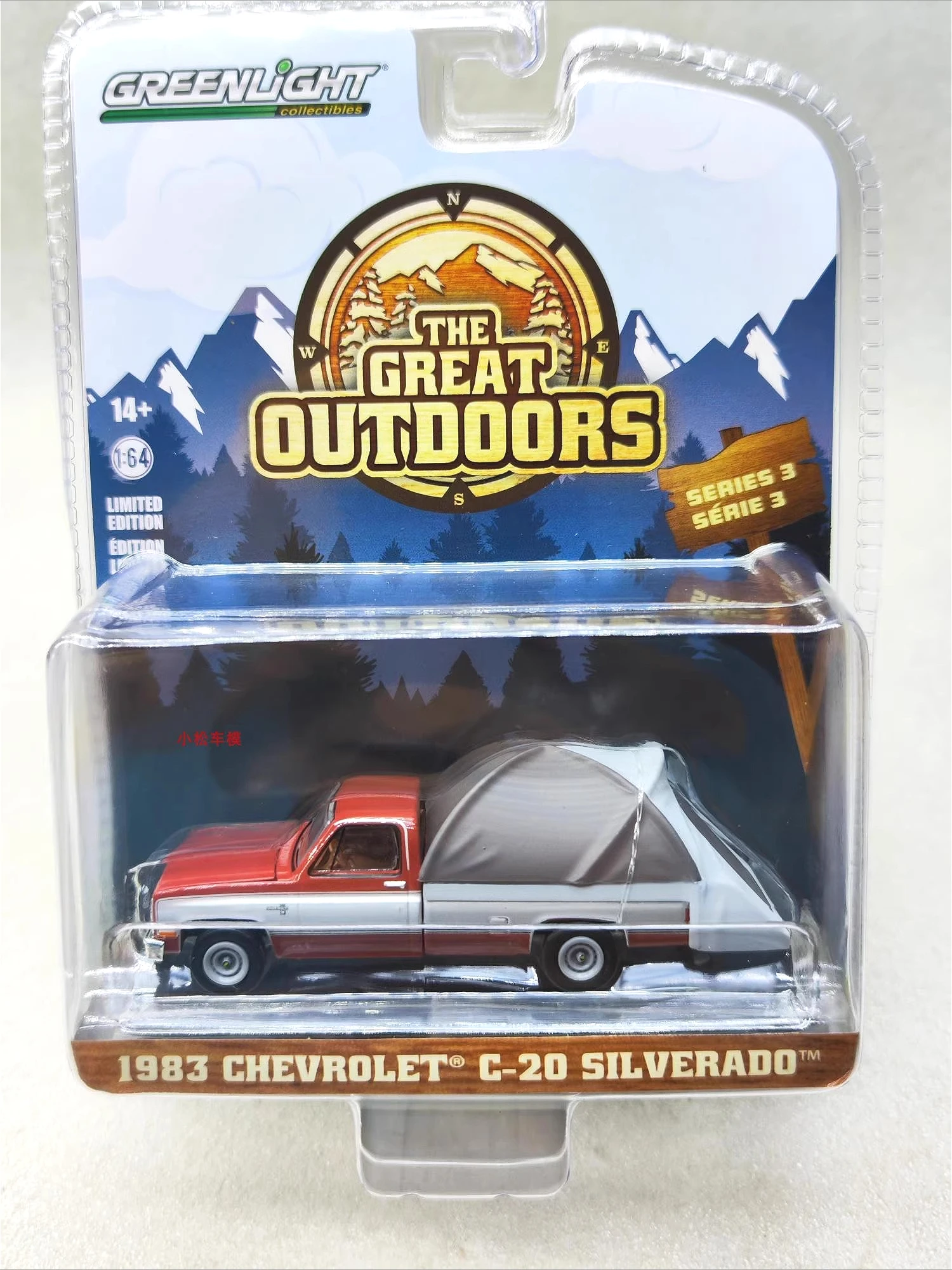 

1:64 1983 C20 Silverado - красный, серебристый металл с грузовиком, кровать, палатка, модель, ограниченная серия, коллекционная настенная подвеска, подарок, мод для автомобиля из сплава