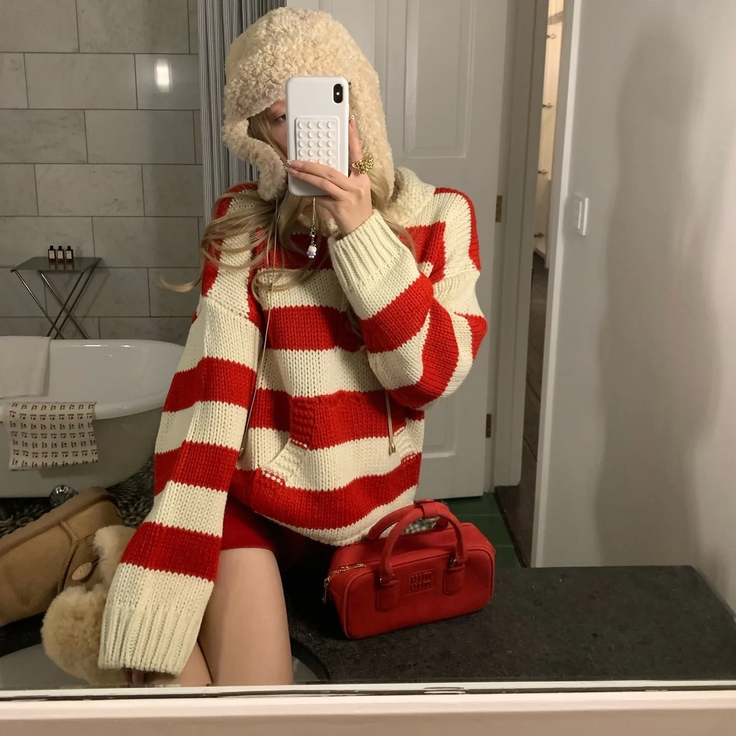 

Теплый полосатый свитер-кардиган женский свободного кроя, вязаный зимний топ, модный повседневный удобный трикотаж от Model Student