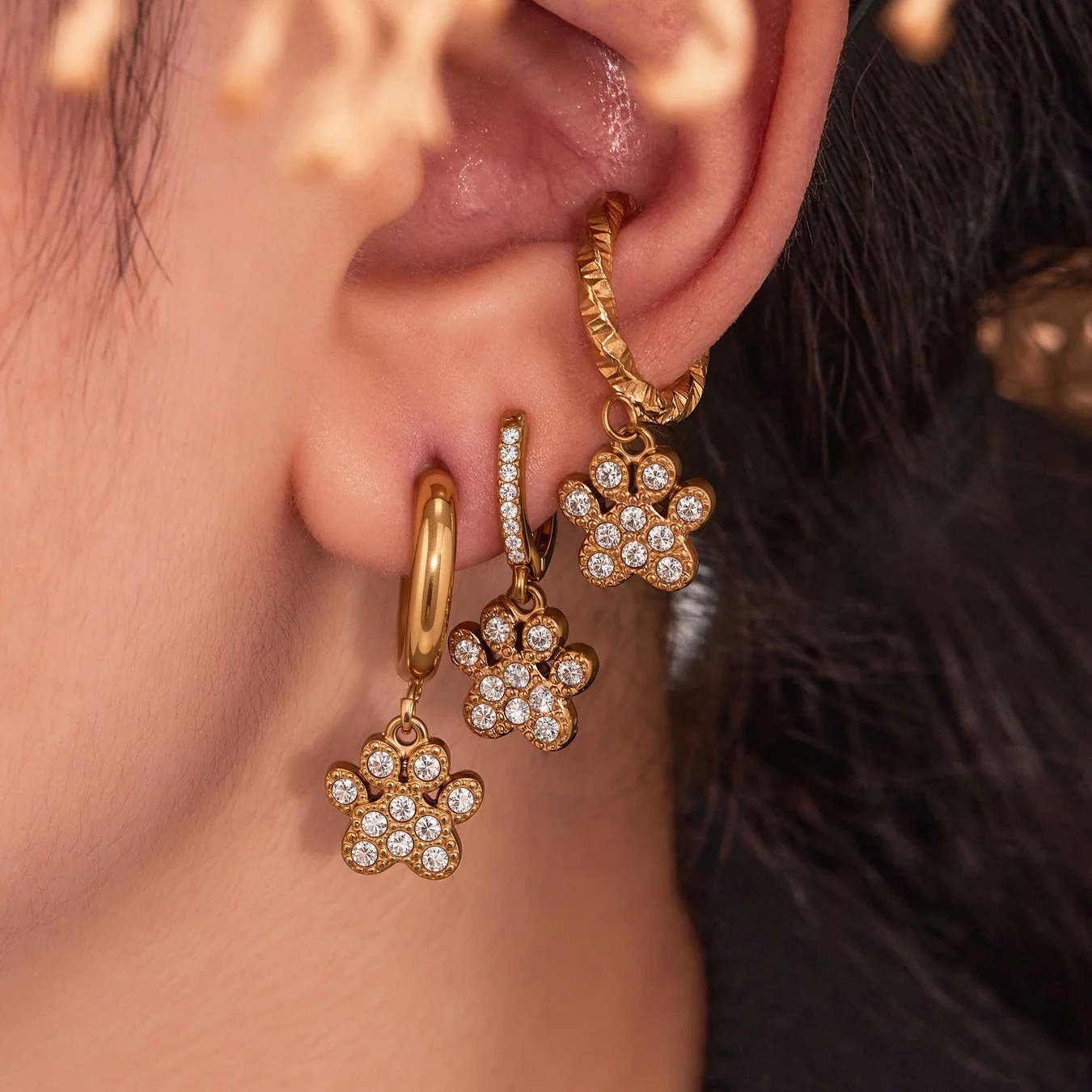 

Cute Style Rhinestone Inlaid Bear Claw Pendant Earrings Stainless Steel Different Sizes Spiral Appearance Festival Gifts