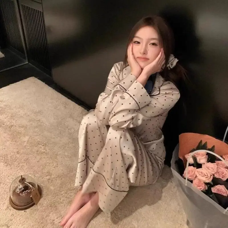 Kawaii Anime Fashion Casual Luxe Thuis Kleding Set 2025, Nieuwe Ijs Zijde Satijn Pyjama voor Vrouwen in Lente en Herfst Sexy Pyjama