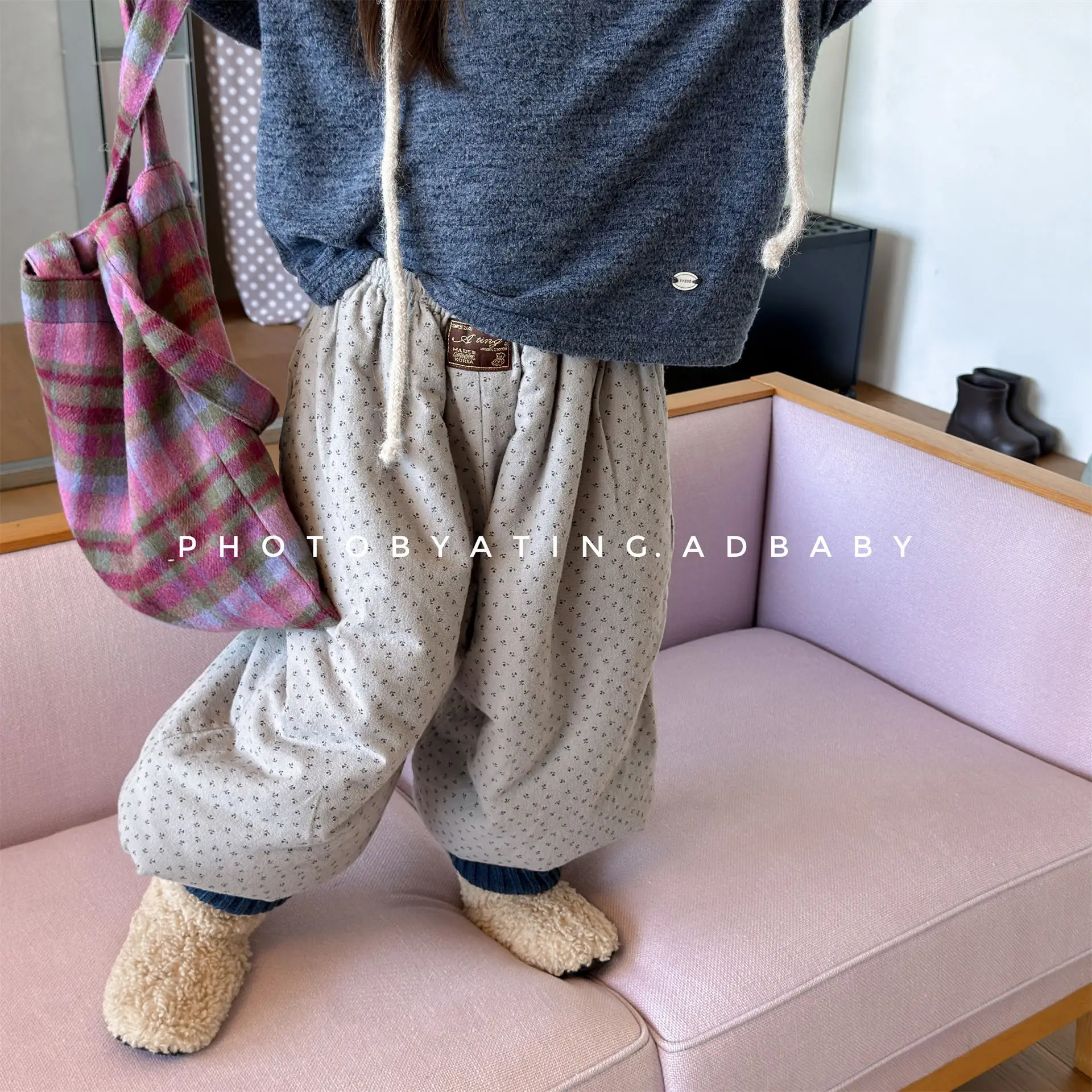 2026 Winter New Children Fleece Trousers Boys Girls Plus Velvet Thick Casual Pants Kids Warm Harem Pants Baby Padded Pants