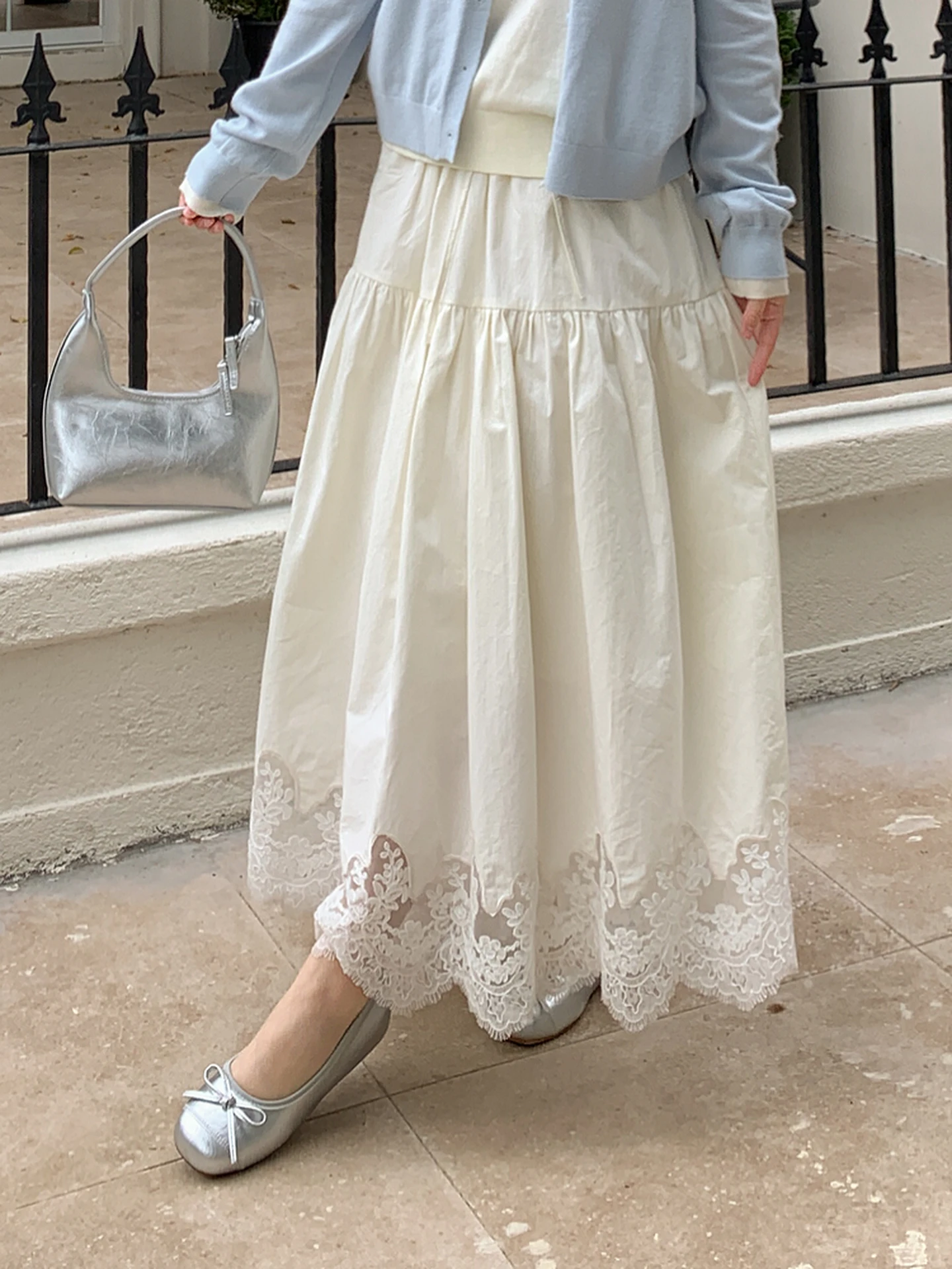 

Новая женская юбка А-силуэта из чистого хлопка с высокой талией, кружевной отделкой и застежкой на крючки, универсальная, молодежная, весенняя коллекция