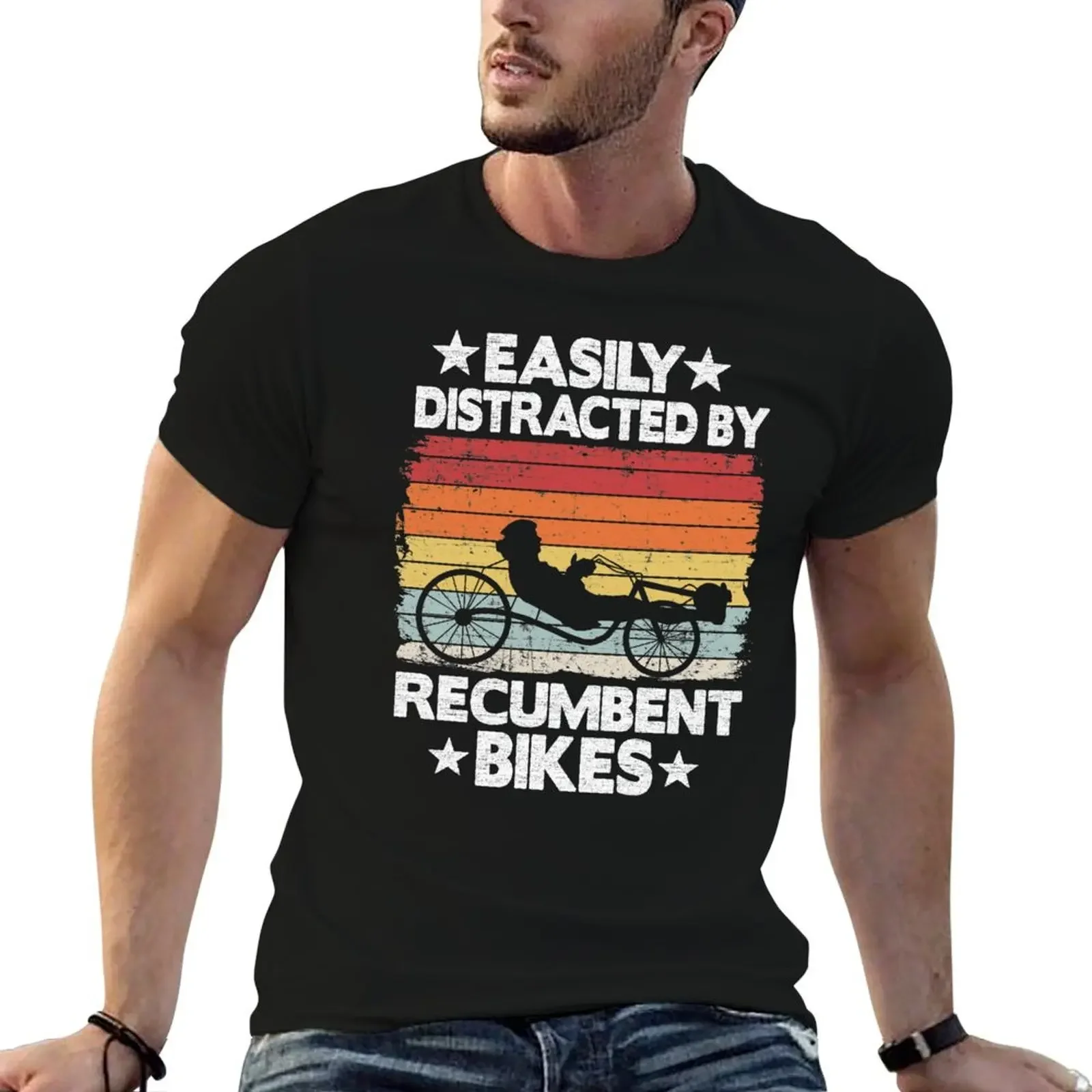 Facilmente distratto da bici reclinate Divertente bici reclinata T-shirt magliette personalizzate maglietta anime magliette grafiche da uomo anime