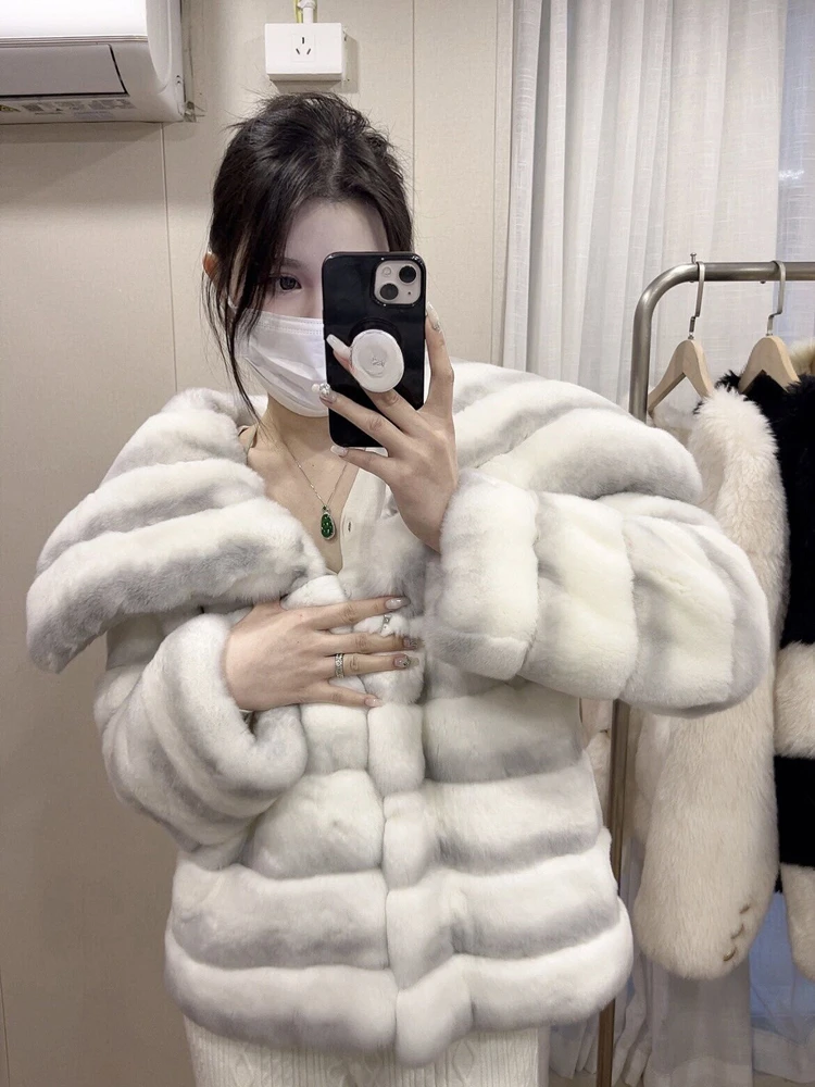 MiiiiiiX Casual Morbido Peluche Cappotto di Pelliccia Sintetica delle Donne Addensare Giacca 2024 di Inverno di Nuovo Modo Allentato Caldo Breve Tuta Sportiva Vestiti Femminili