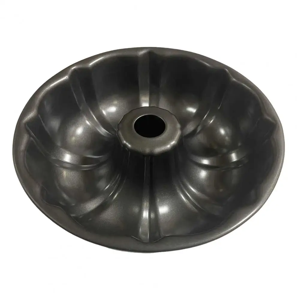 Oven-safe Cake Mold 9.5 Inch Non-stick Fluted Tube Cake Pan Heavy Duty Carbon Steel Round Baking Mold for Pound Cakes