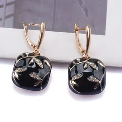 2026 New Fashion Black White Enamel Drip Oil Metal Oval Hanging Earrings Women Indian Statement Vintage Dangle Earring Jewelry