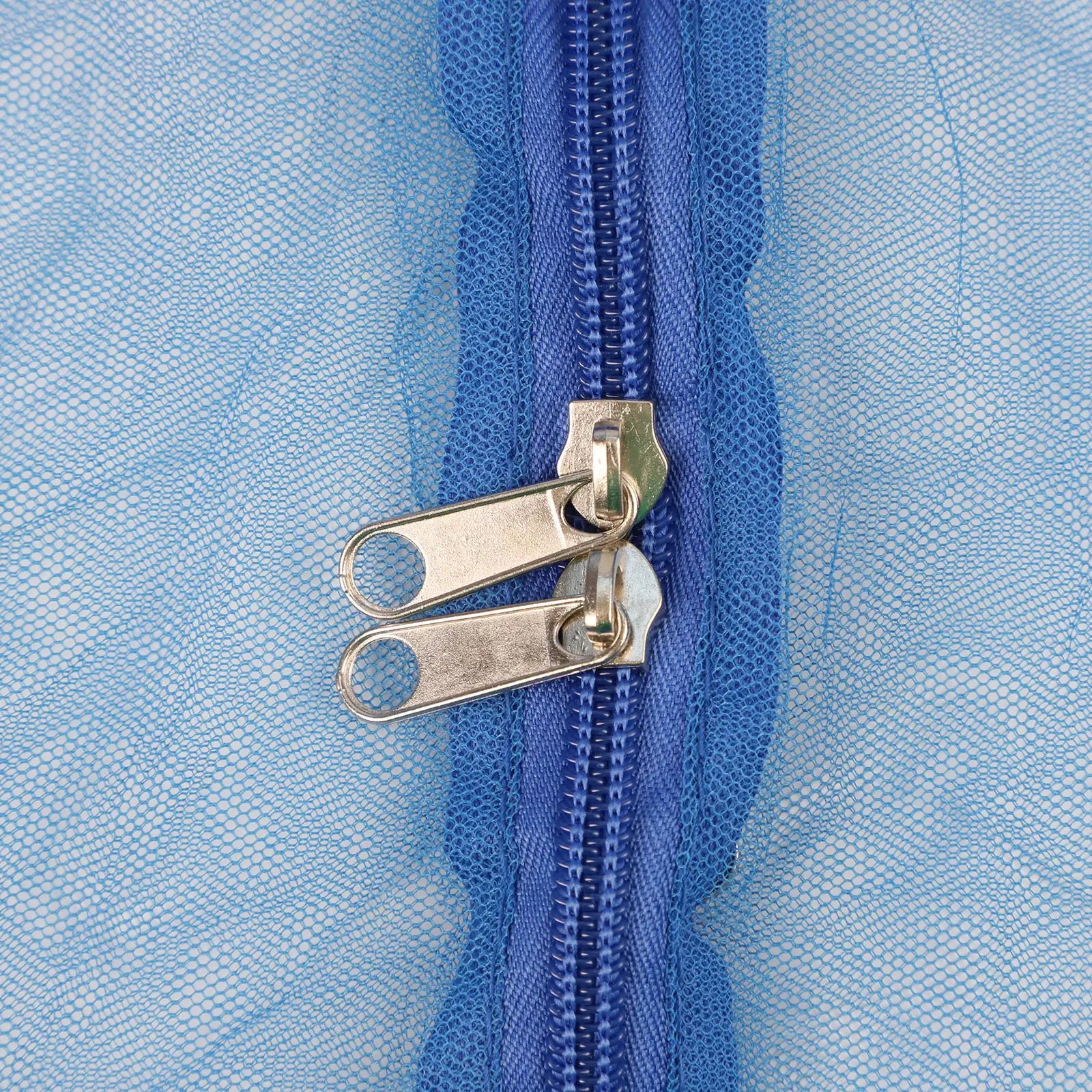 Lightweight Outdoor Fly Netting with Breathable Nylon Mesh to Protect Against Insects in For Camping and Hangbed Environments