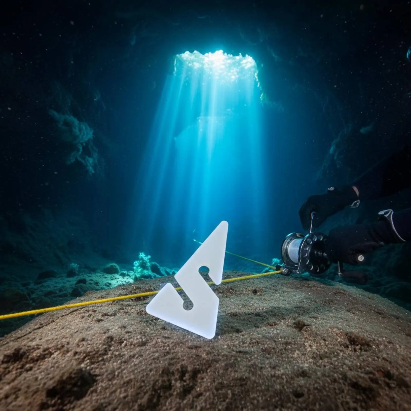 Picture 6: Cave Diving Line Pointer Long-Lasting ABS Plastic Technical Diving Disc Marker Directional Line Marker High Visibility