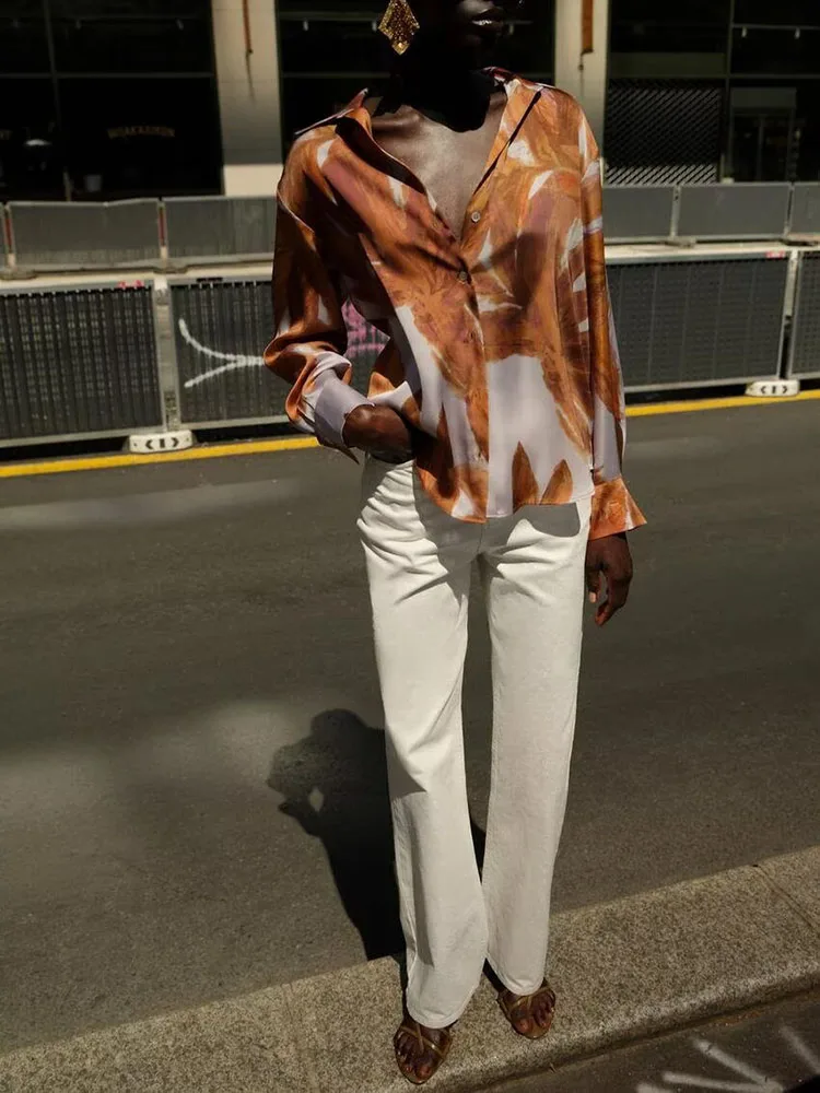 قميص حريري ساتان مطبوع أنيق للنساء، إصدار جديد لخريف 2025، مريح وحلو وعصري، مجموعة صيف 2025