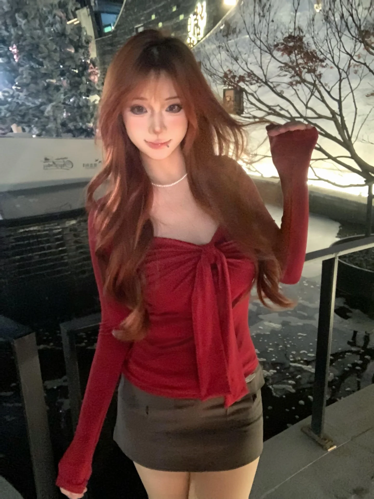 

Красная облегающая футболка для женщин, новая осенне-зимняя модель, с квадратным вырезом, для ношения под одеждой, бархатный длинный рукав, топ.