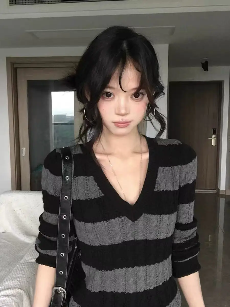 

Pullovers Womens New Sweatshirts Cotton Airy Lightweight Floating Drifting Soaring Buoyant Spring Esteemed Respected Admired Ins