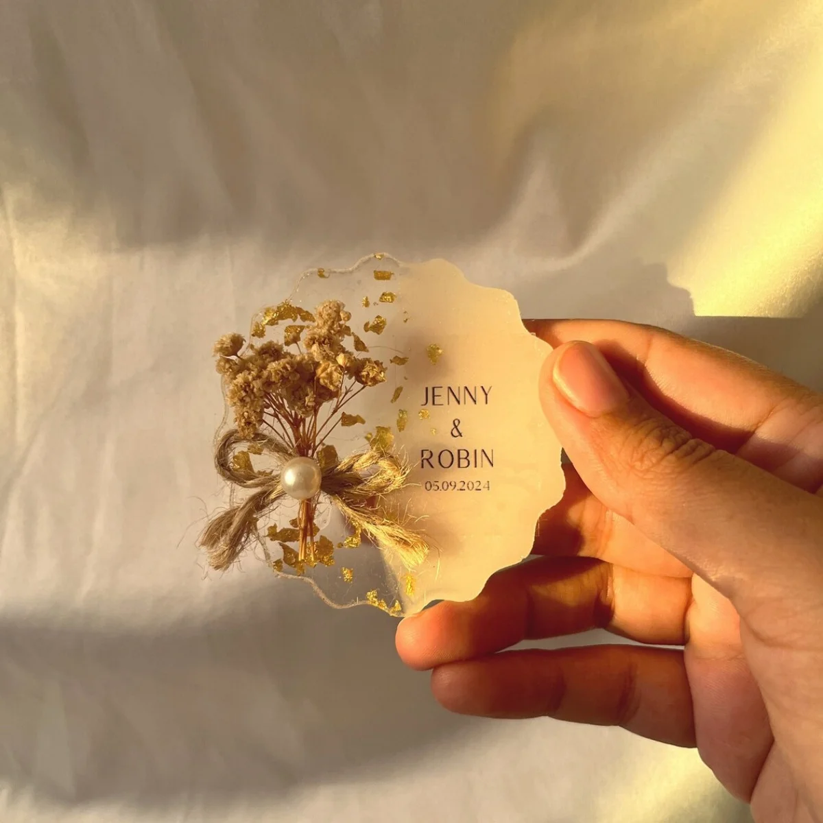 

10 шт. сувениры на свадебные магниты • персонализированный эпоксидный магнит на холодильник • магниты для свадебного сувенира • подарок на помолвку • цветочная магна