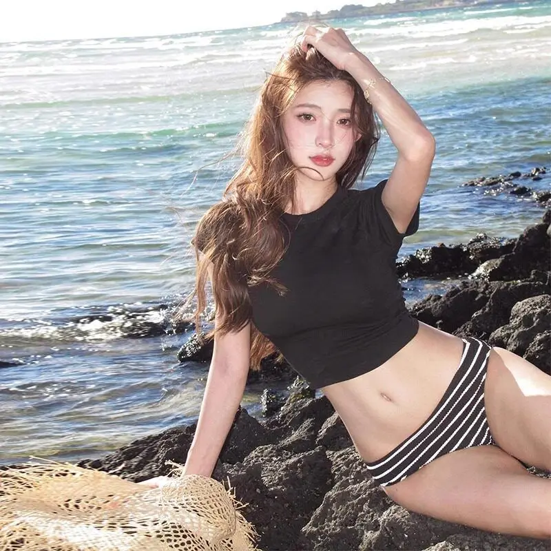 2026 New Arrival Women Bikini Set Luxury Designer Style Striped Swimwear Sexy Push Up Bikini for Beach Vacation and Spa
