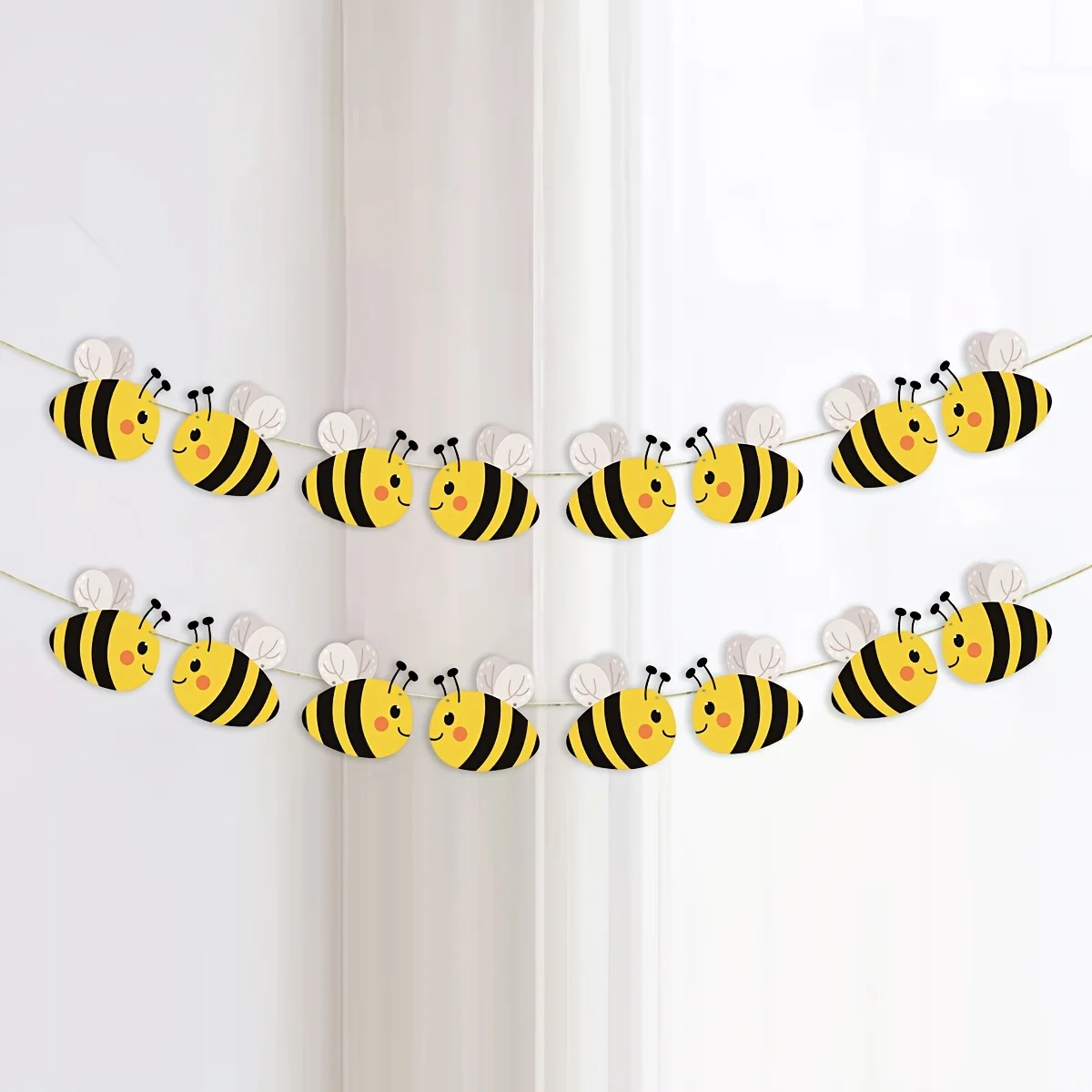 1pc Bee Banner Party Decoration Versatile Birthday Anniversaries Seasonal Celebrations Paper Bee Pattern,Birthday Banner