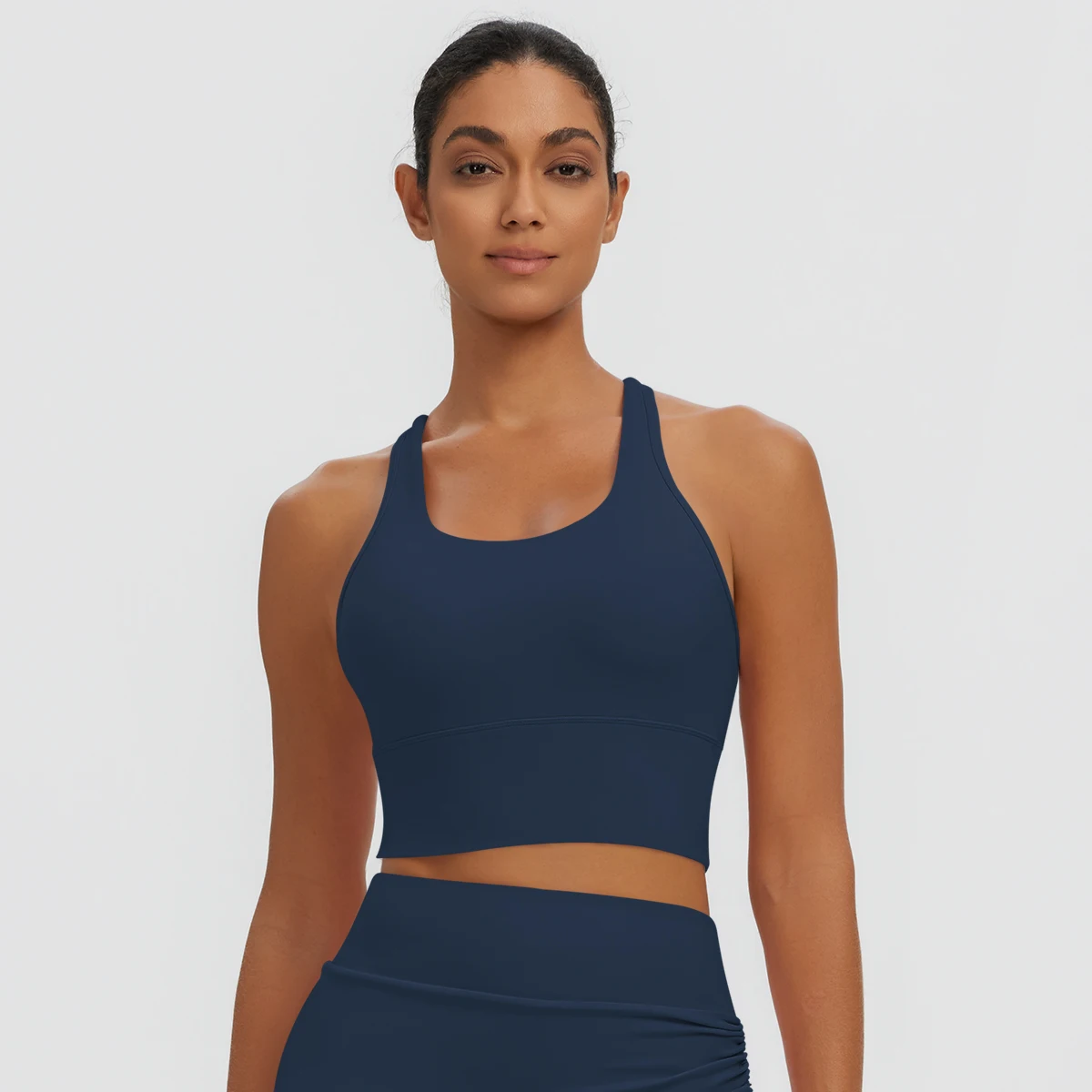 Schnell trocknendes, sexy Yoga-Top in I-Form, stoßdämpfendes Lauf-Yoga-Oberteil mit Brustpolster, einfarbiges Sommer-Fitness-Oberteil für das Training. – Detail 33