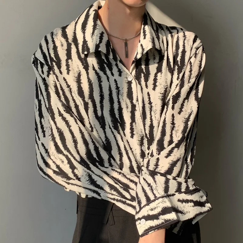 

Spring Autumn Thin Long Sve irt Men's Korean Loose Zebra Pattern Flat Collar Sunscreen irt Youth Faion Striped Pattern