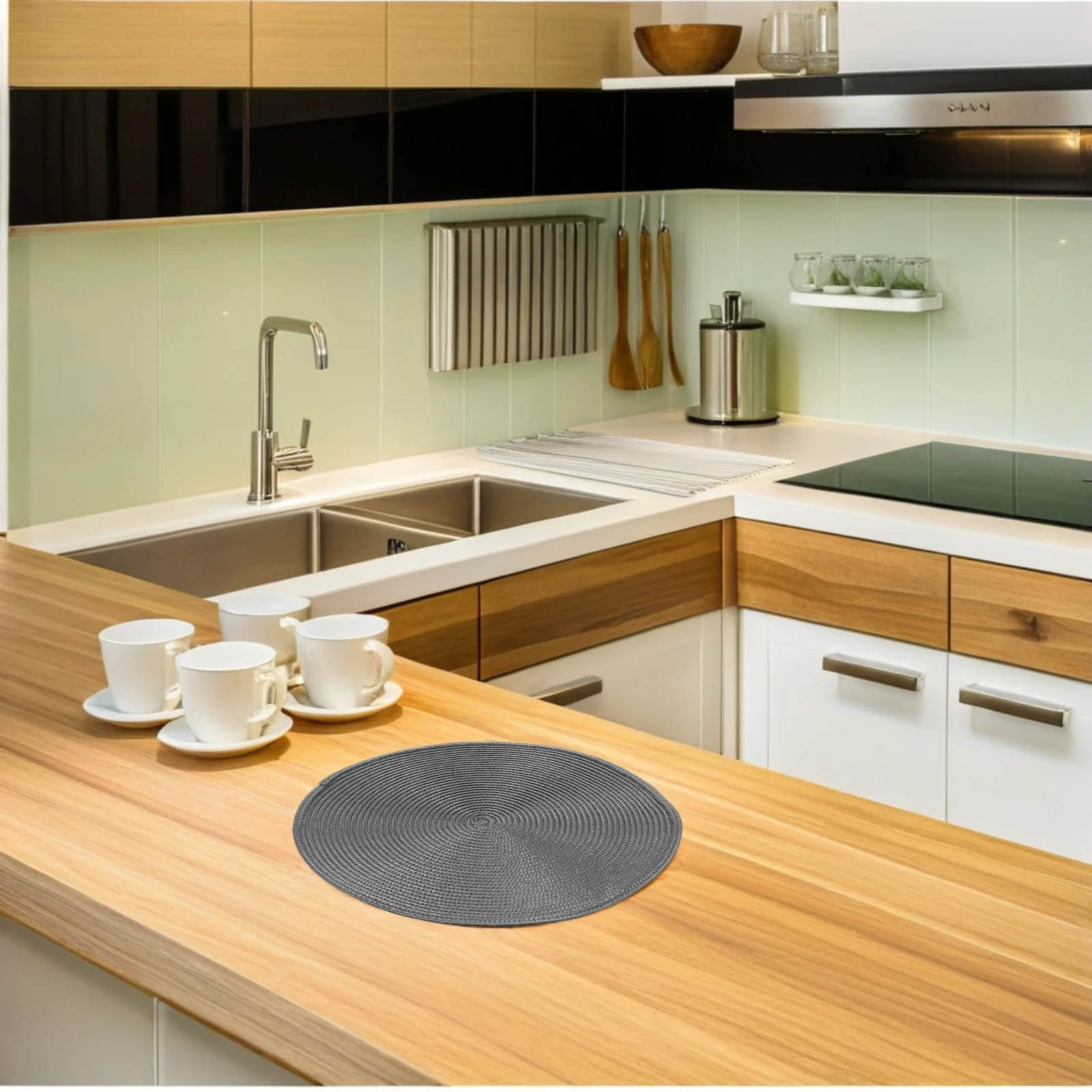 

6Pcs Round Plastic Woven Placemats Set Heat Resistant Non Slip Table Mats for Dining Room Kitchen Decor Round Table Cover