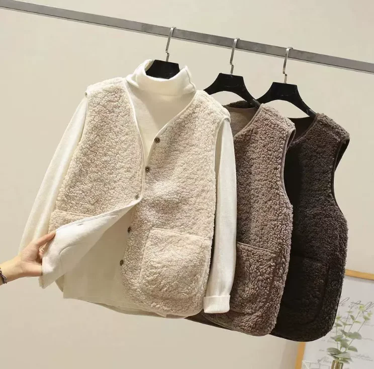 

New Women Lamb Wool Waistcoat Thermal Winter Warm Thick Fleece Vest Sleeveless Jacket Coat Autumn Spring Buttoned Outerwear