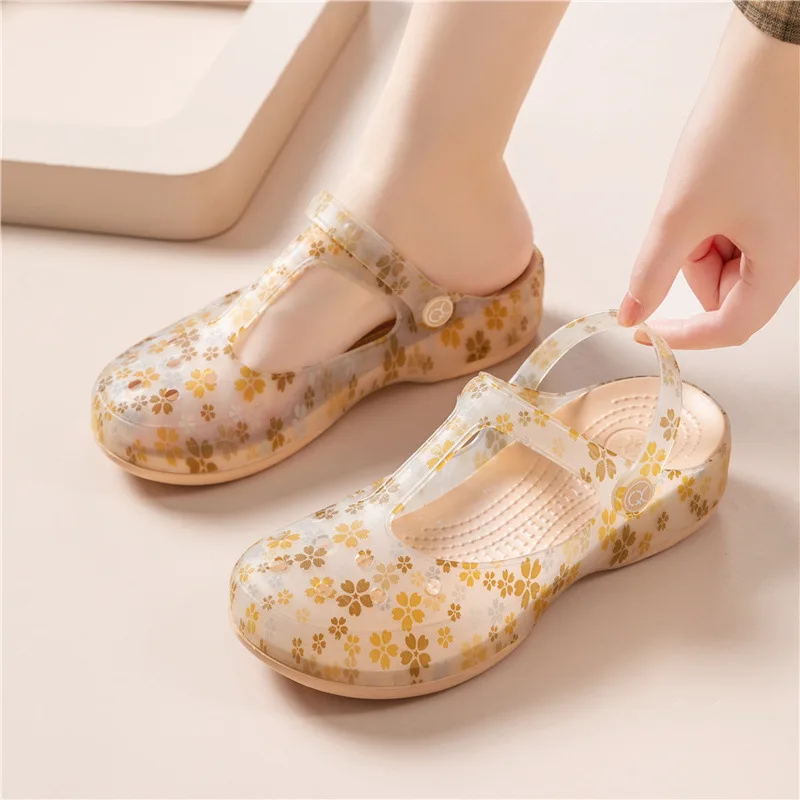 

Women's Summer Outdoor Sandals Anti-slip Thick Bottomed Beach Shoes Soft Bottomed Jelly Print Covered Head Nurse Slippers