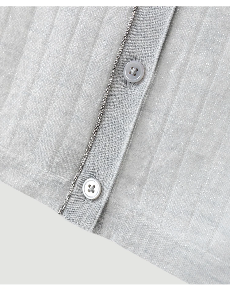 BL3621777 Damen-Cardigan mit Rundhalsausschnitt aus Wollmischung, Langarm, schmale Passform, Kontrastbesatz, Muschelknöpfe, Schulterkette, Frühherbst – Detail 20