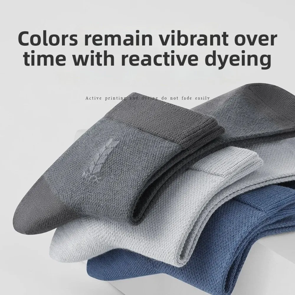 5 Pairs Mesh Mens Mid-Calf Socks Simple Sweat-Absorbent Middle Tube Socks Breathable Odor-Resistant Outdoor Socks Summer Wear