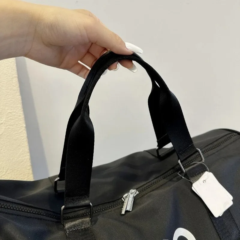 Men's fitness bag, women's handheld training bag, large capacity business travel shoulder bag, independent shoe cabinet