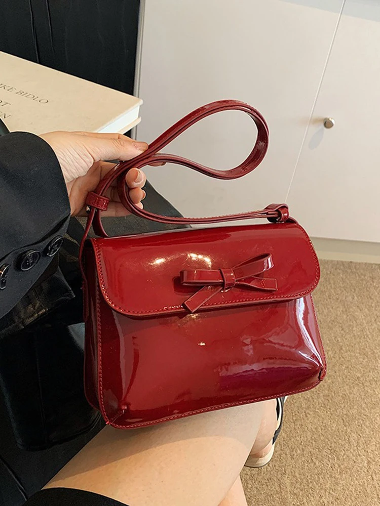 

Модная красная сумка на одно плечо, женская весна/лето 202, новая элегантная сумка через плечо с бантом, популярная маленькая квадратная сумка