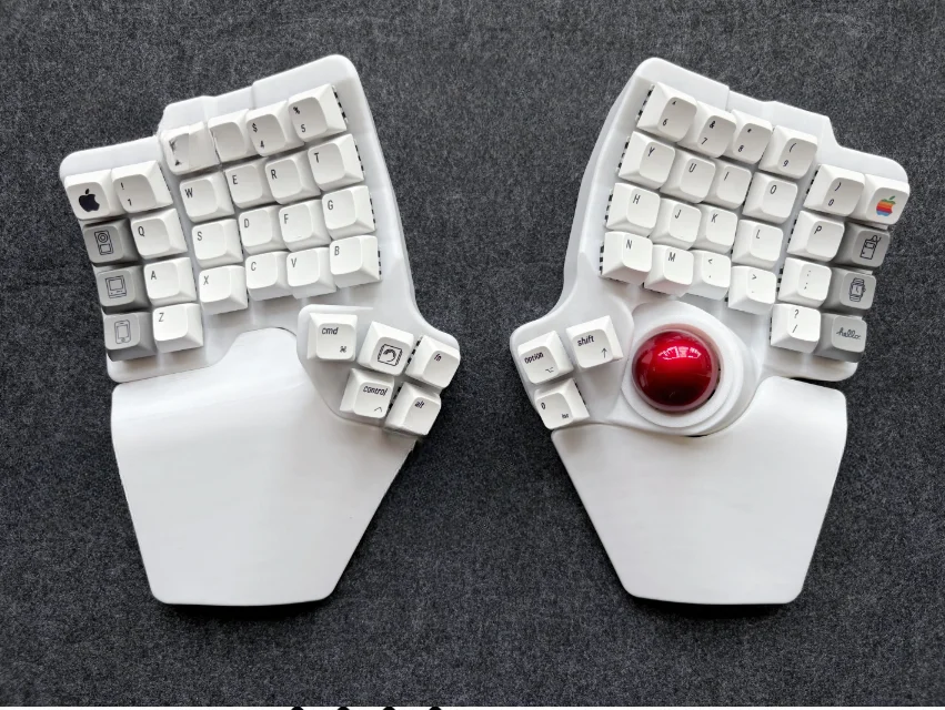 Charybdis Trackball Draadloze Toetsenbord Kit Bluetooth Split Toetsenbord QMK/ZMK/VIA Aangepaste Hot-Swap DIY Ergonomische Gaming Toetsenborden