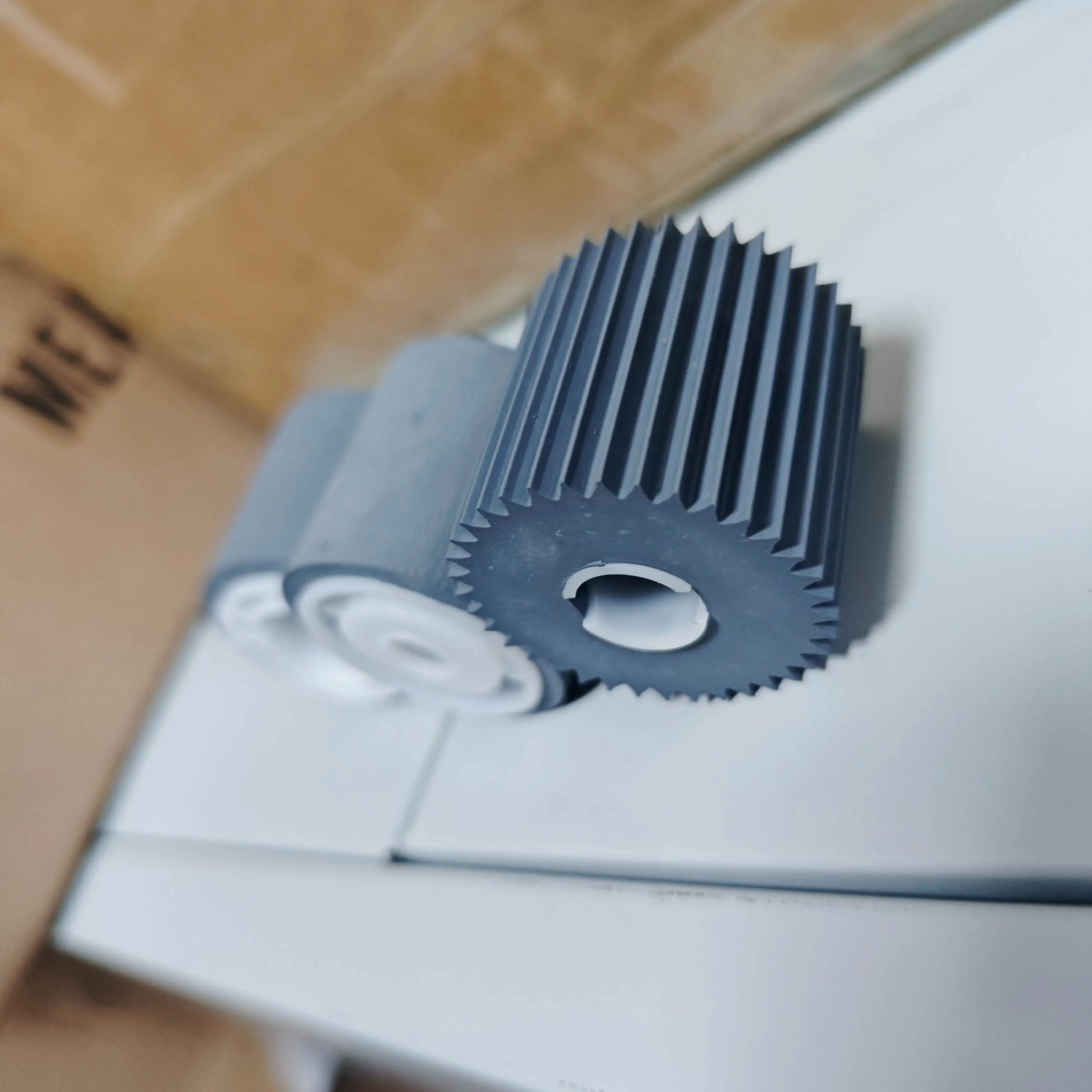 

10шт. A4EUR71400 A4EUR71411 Ролик захвата бумаги для Konica Minolta BIZHUB BH920 1200 950 1050 7085 C6500 6501 Ролик подачи