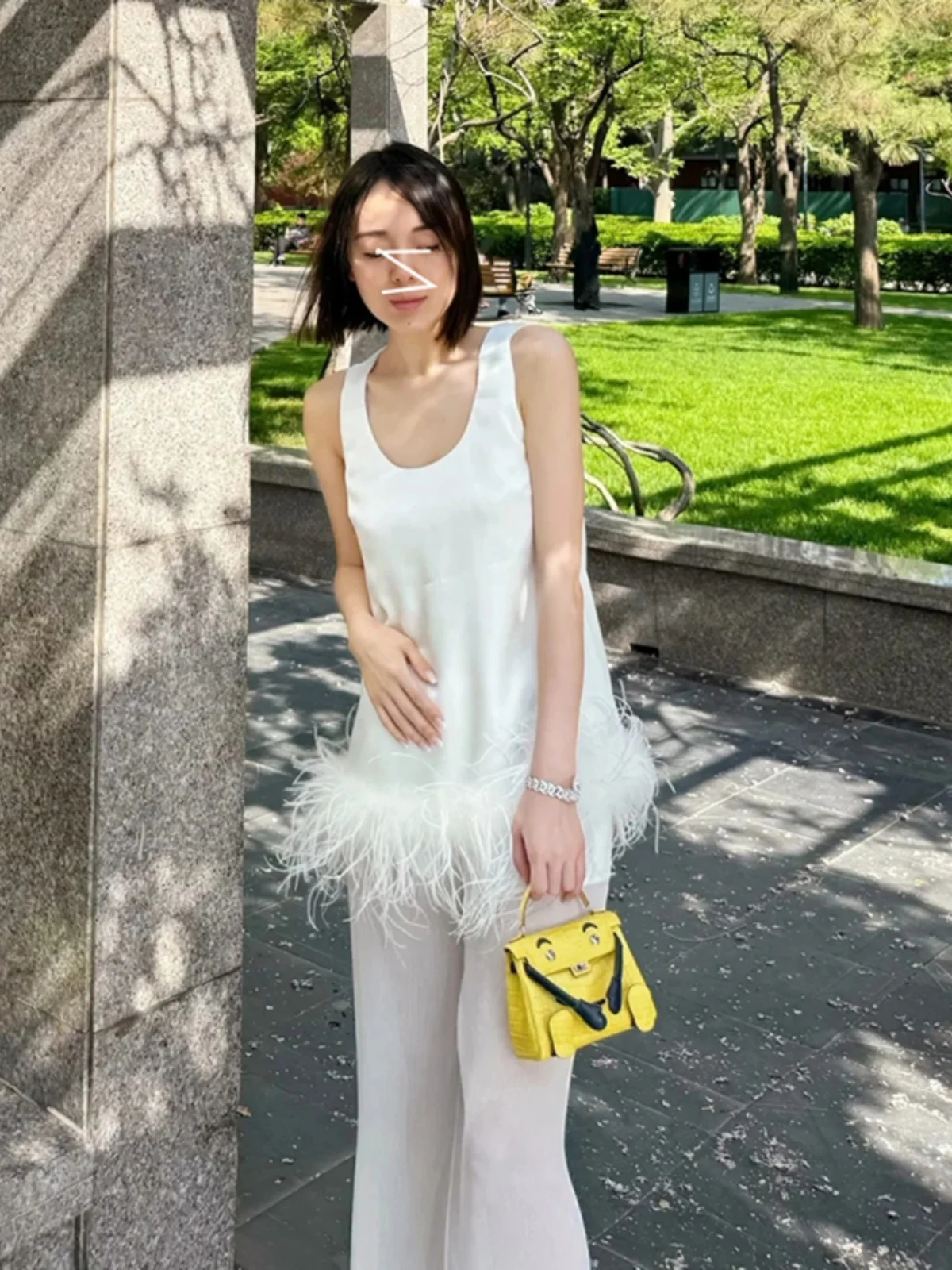 

Ele Satin Feather Vest Top Loose Fit See tough Straight Leg Pants Long Small Size Faion Set Women's Summer Outfit