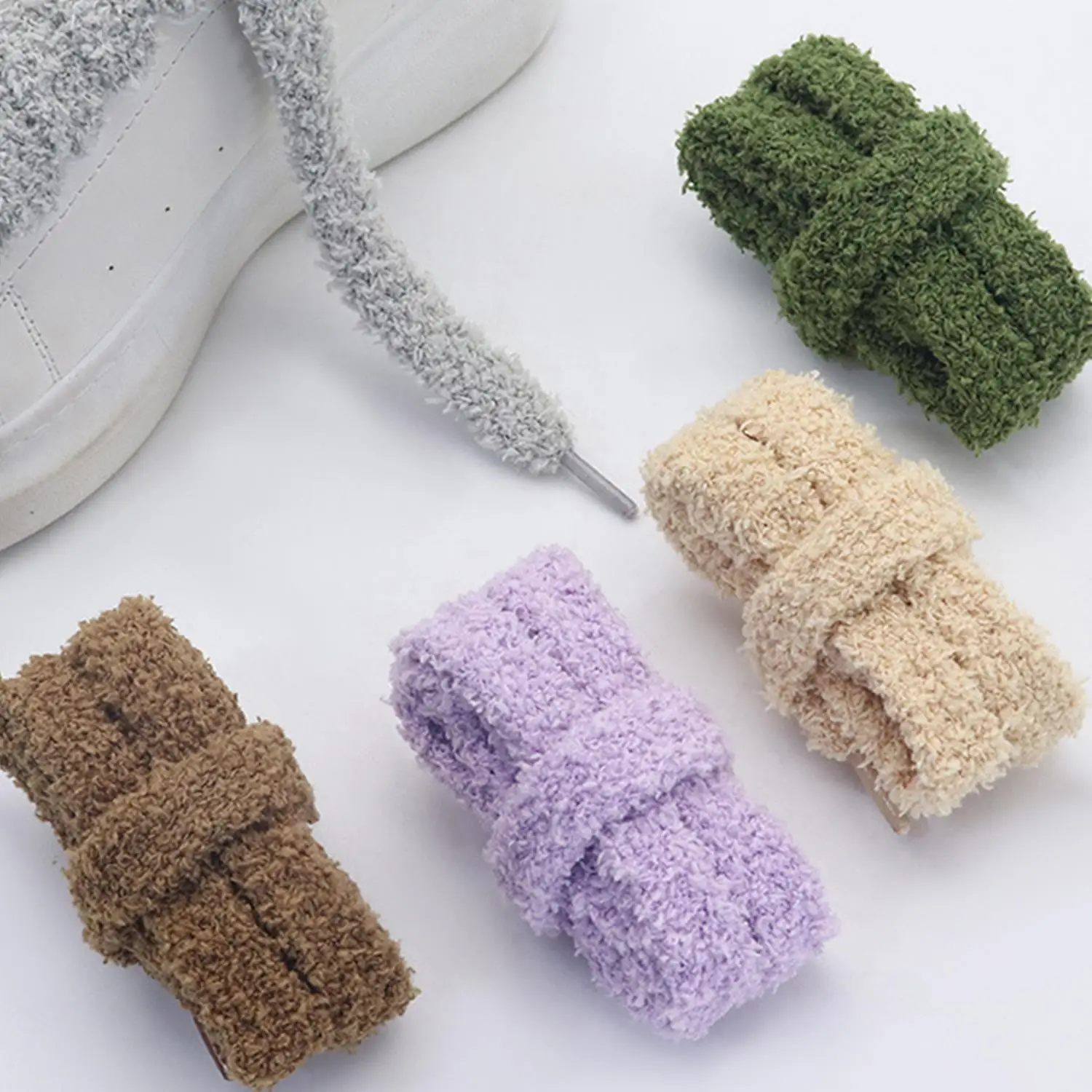 Trendy Cool String 15mm Wide Flat Plush Towel Shoelaces Big Fat Fluffy Fuzzy Design Perfect for Women Casual Sneakers Lady Shoes