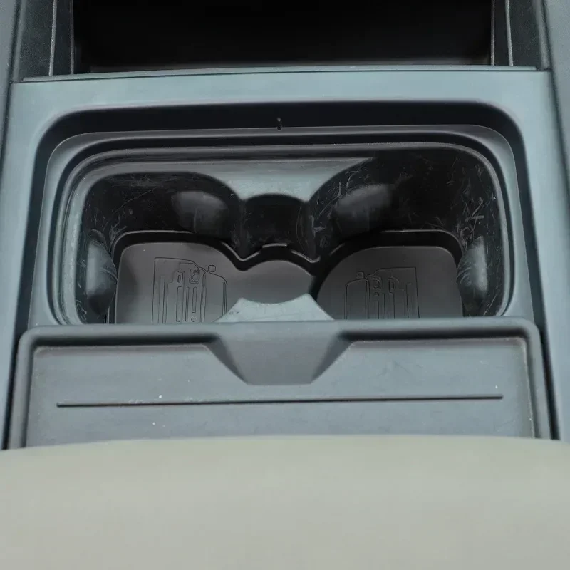 

Черная противоскользящая накладка на центральную консоль автомобиля TPE для Land Rover Defender 90 110 130 2020-24, аксессуары для интерьера автомобиля