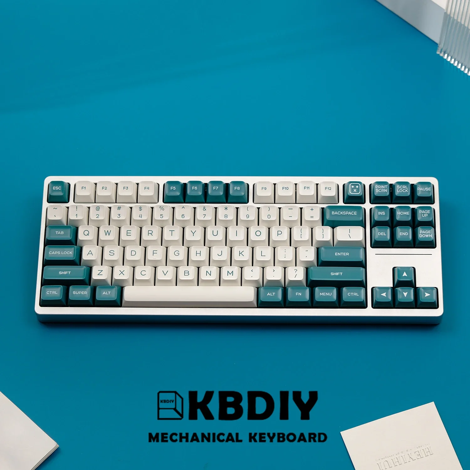 

KBDiy 142 Keys/Set Green and White Keycaps PBT Double Shot SA Profile Keycap for Mechanical Keyboard Gaming Custom for MX Switch