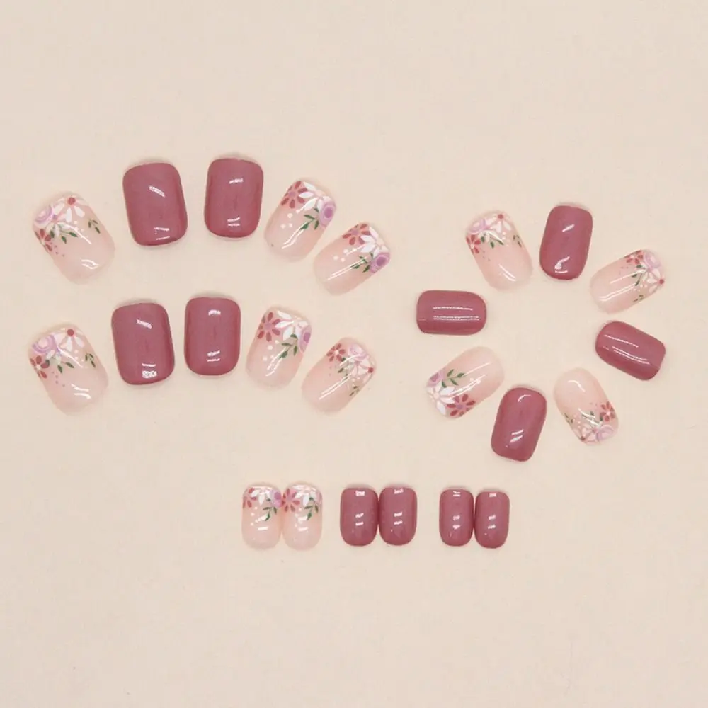 Fashion Short Round False Nails Flowers Glitter Slices Fake Nails French Leopard Nail Tips for Salon