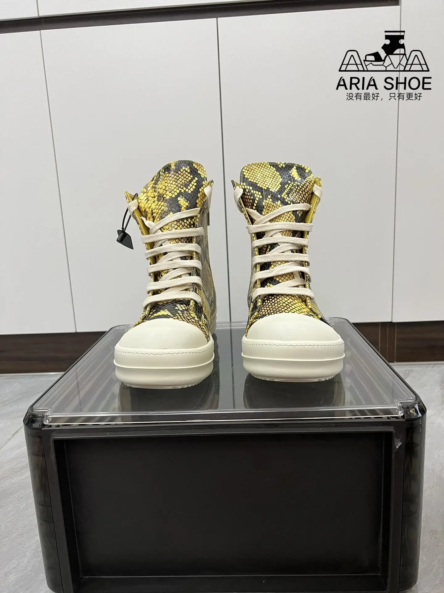 Ricks High Quality Yellow Python Print Cowhide  High Top Shoes Owens Men Sneakers Lace-up Zipper Designer Owens Flat Ankle Boots