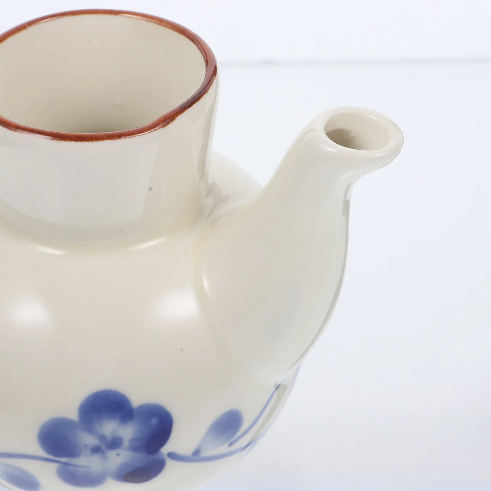 

Decorative Vinegar Dispenser Blue and White Ceramic Soy Sauce Container Oil Bottle Kitchen Seasoning Storage Jar for Home