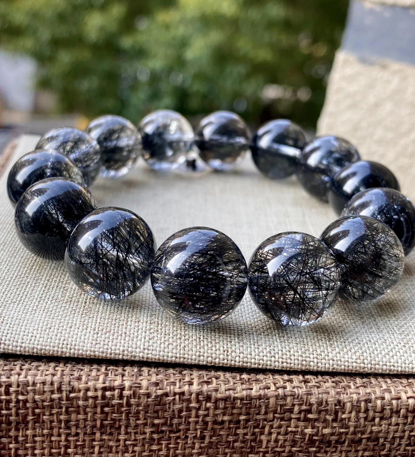 

Браслет из натурального черного рутилового кварца 15 мм, ювелирные изделия для женщин и мужчин, бразильские прозрачные круглые бусины, эластичные нити, класс ААААА
