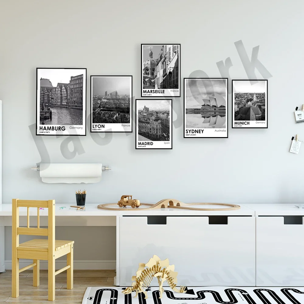 فالنسيا، برشلونة، سيدني، مرسيليا، ليون، مدريد، لوس أنجلوس، ميونيخ، هامبورغ ملصق سفر للصور أبيض وأسود #4