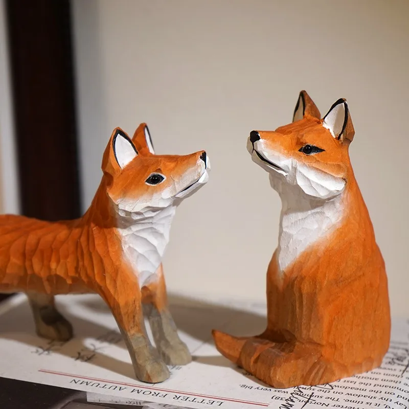 Crimson Fox Hand Carved Wood Sculpture Wilderness Animal Figurine Office Desk Accent Decorations Handcraft Wooden Fox Ornament