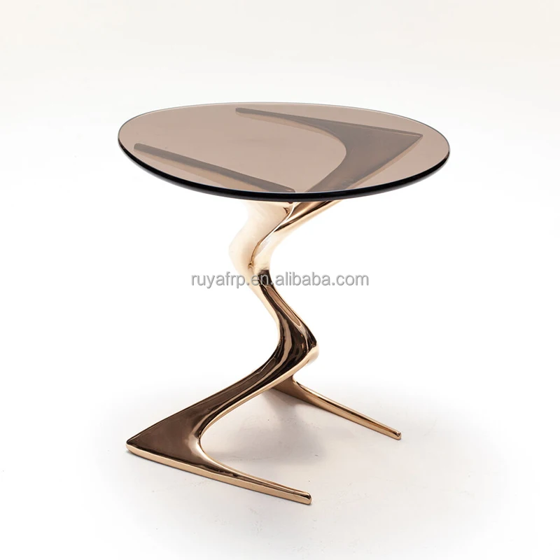 Electroplate Painting Gold Side Table Modern Sculpture Carved Side Table Outdoor Garden Table