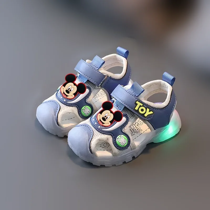 

Disney Mickey mouse Boys Girls Sports Sandals Spring Summer New Soft Sole Lighted Sneakers Boys Cartoon LED Lighted Beach Shoes